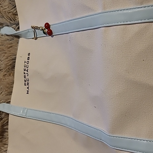 Marc Jacobs White Canvas Beach Bag   Cherry Charm Packable Foldable Tote Bag - Picture 3 of 3